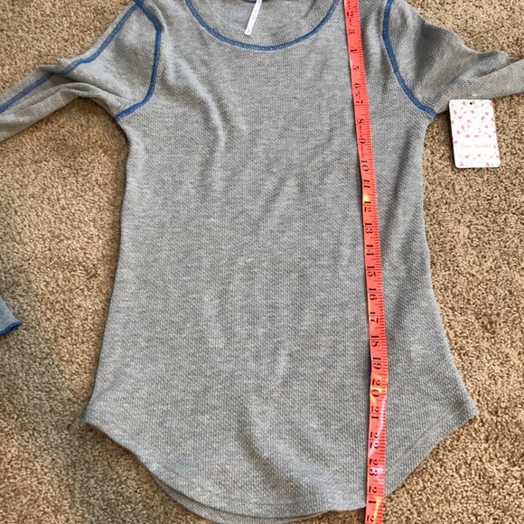NWT! FREE PEOPLE Size S Grey Henley long sleeve top - Picture 8 of 8